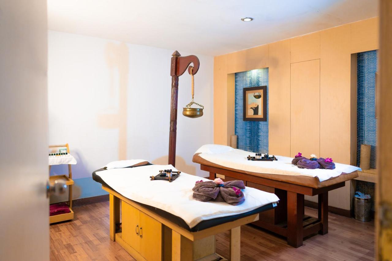 Hotel Pal Heights Bhubaneswar Zewnętrze zdjęcie