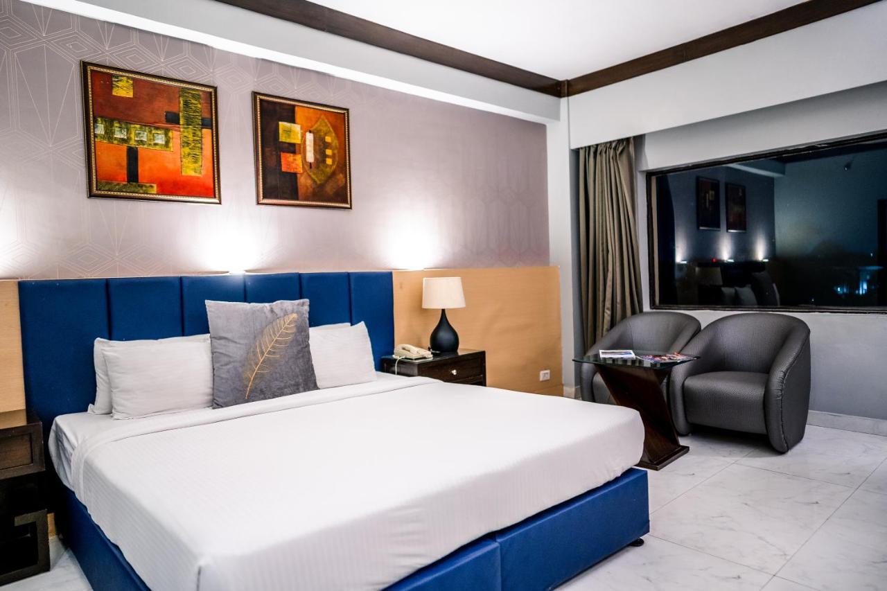 Hotel Pal Heights Bhubaneswar Zewnętrze zdjęcie