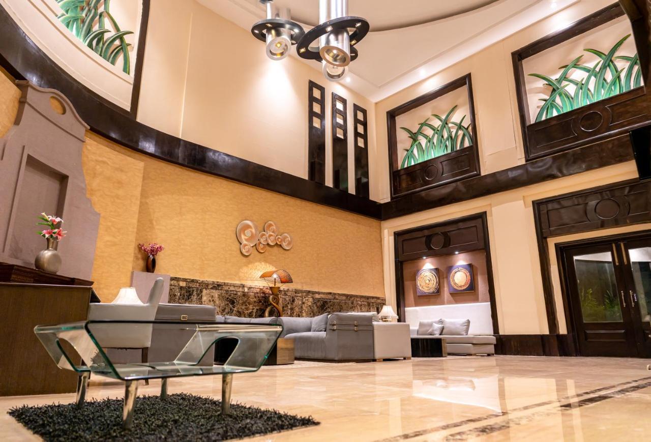 Hotel Pal Heights Bhubaneswar Zewnętrze zdjęcie