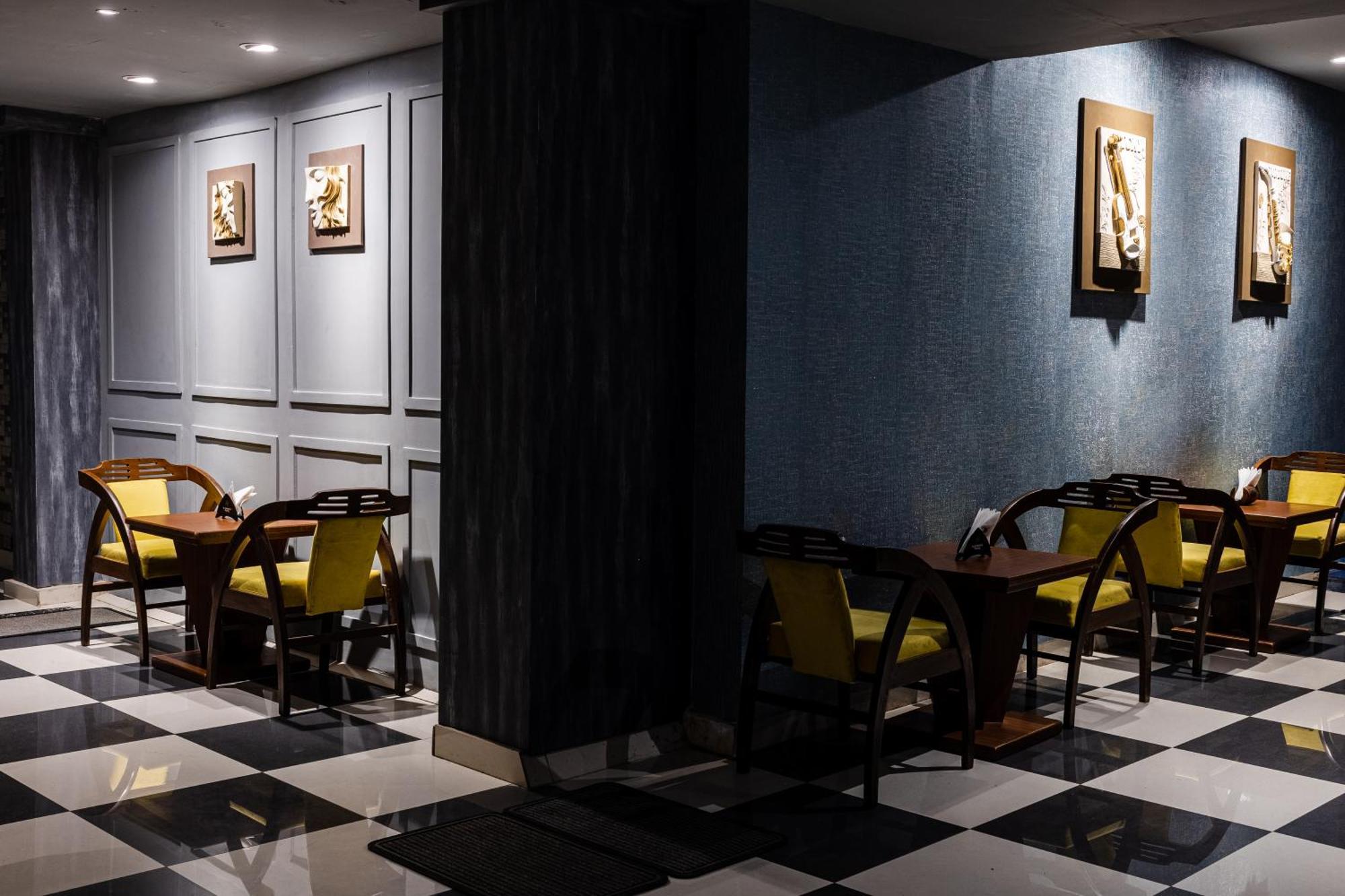Hotel Pal Heights Bhubaneswar Zewnętrze zdjęcie