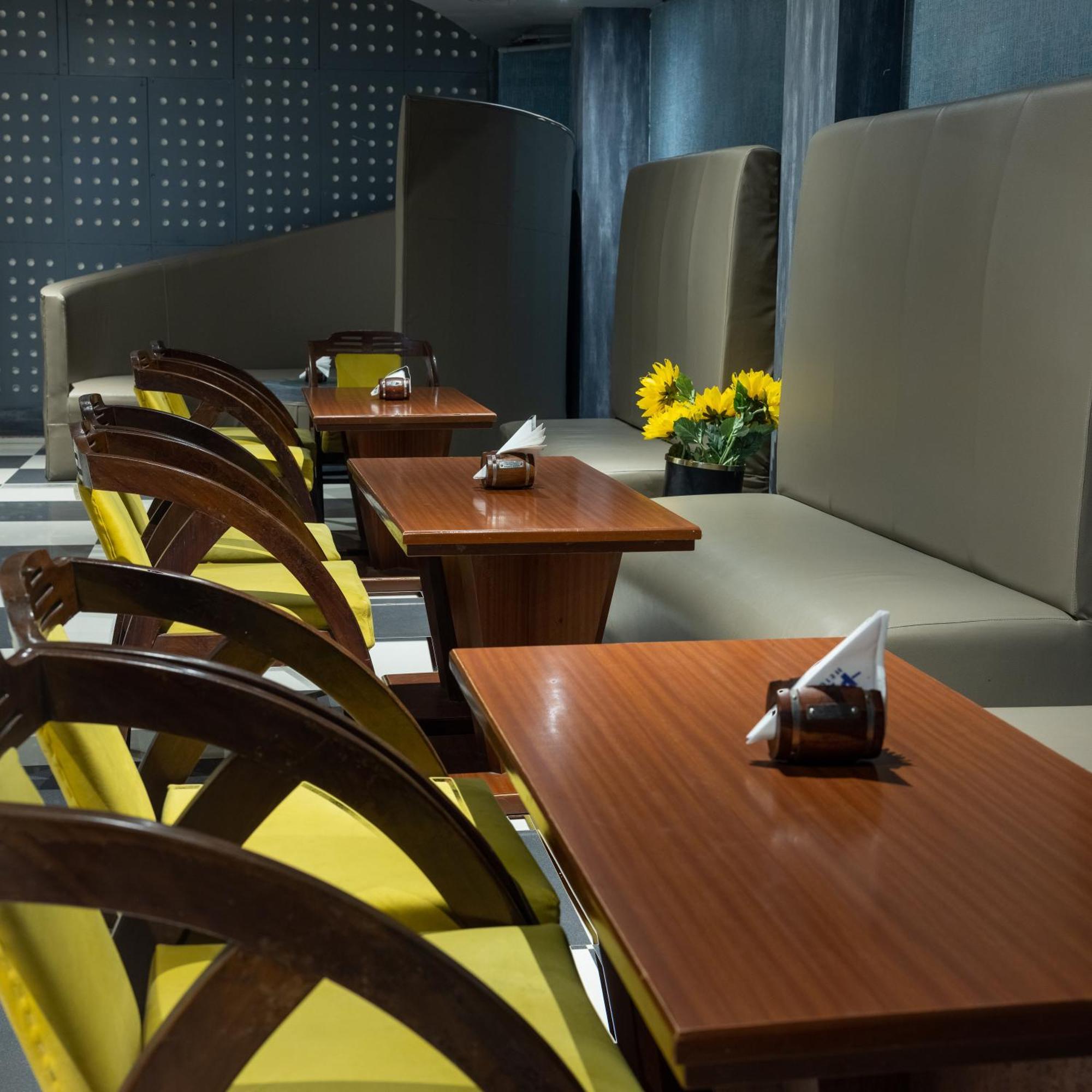 Hotel Pal Heights Bhubaneswar Zewnętrze zdjęcie