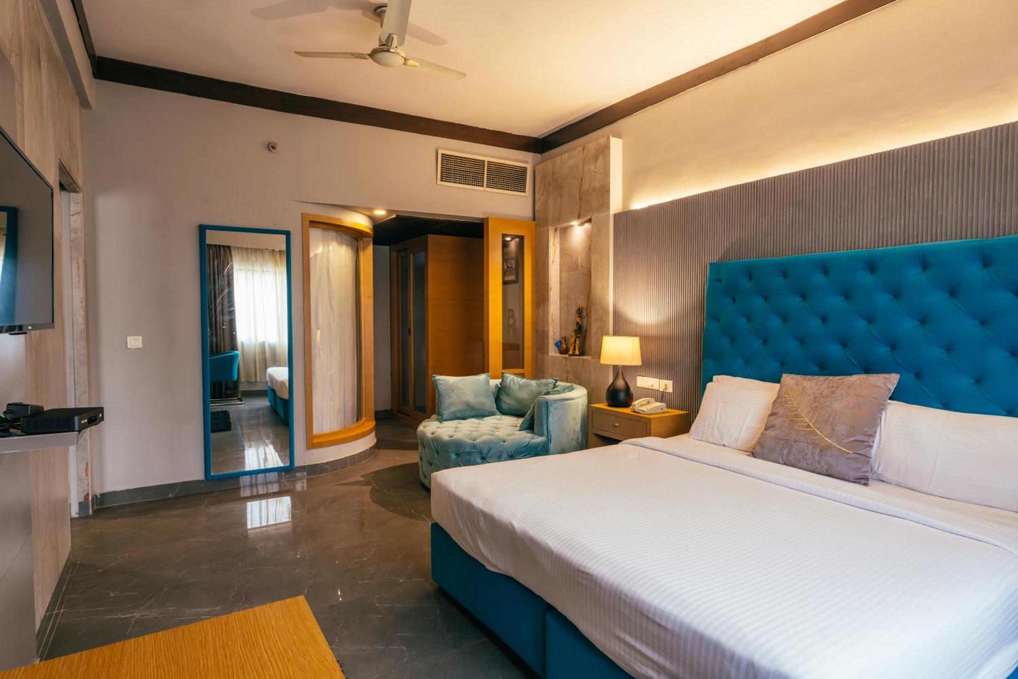 Hotel Pal Heights Bhubaneswar Zewnętrze zdjęcie