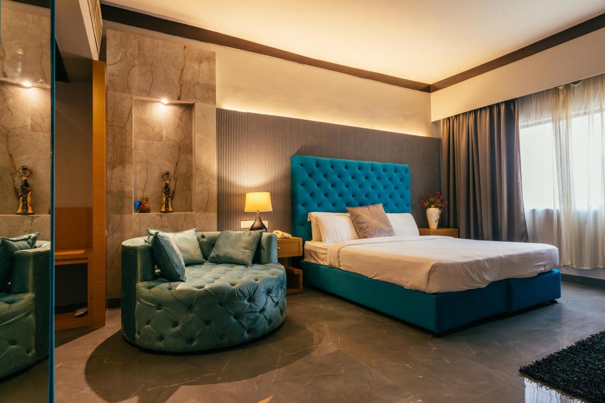 Hotel Pal Heights Bhubaneswar Zewnętrze zdjęcie