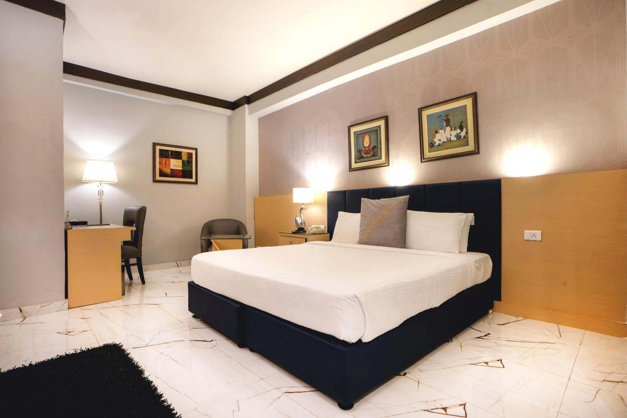 Hotel Pal Heights Bhubaneswar Zewnętrze zdjęcie