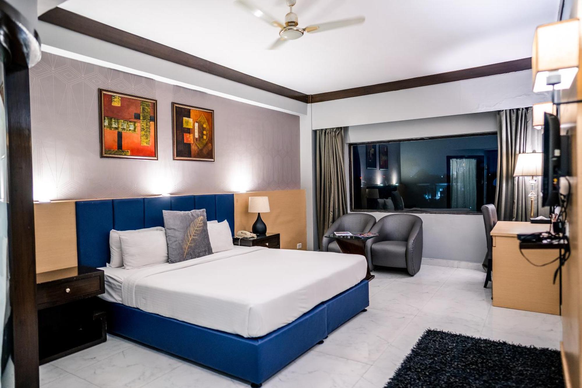 Hotel Pal Heights Bhubaneswar Zewnętrze zdjęcie