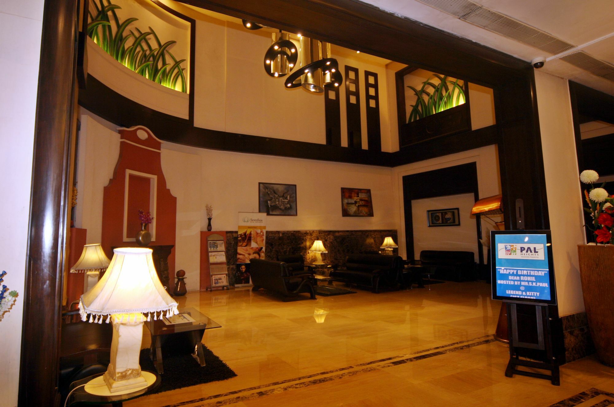 Hotel Pal Heights Bhubaneswar Zewnętrze zdjęcie